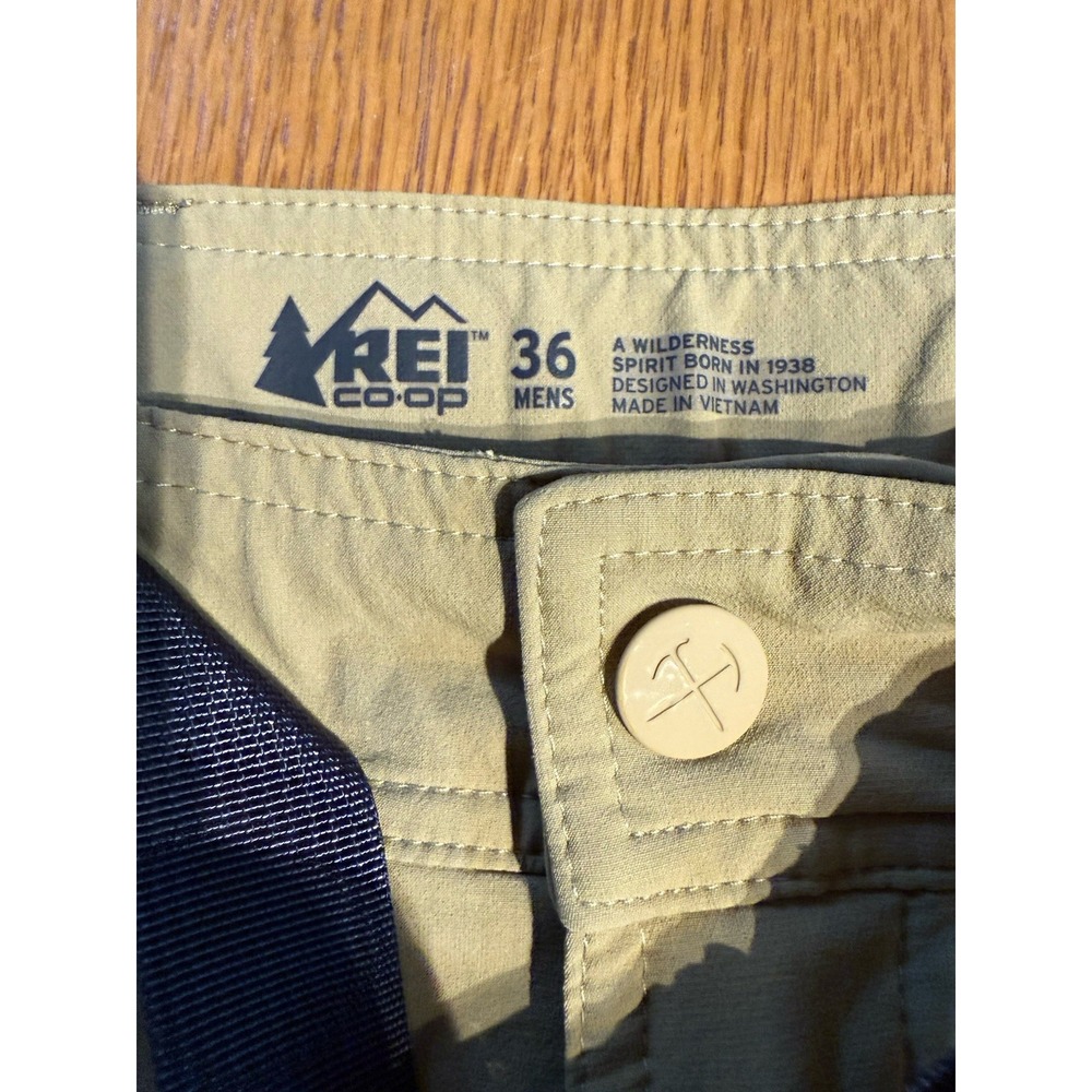 REI Co-op Hiking‎ Shorts Men's 36 Beige Belted Nylon Spandex Trail 11" Inseam - Picture 6 of 11